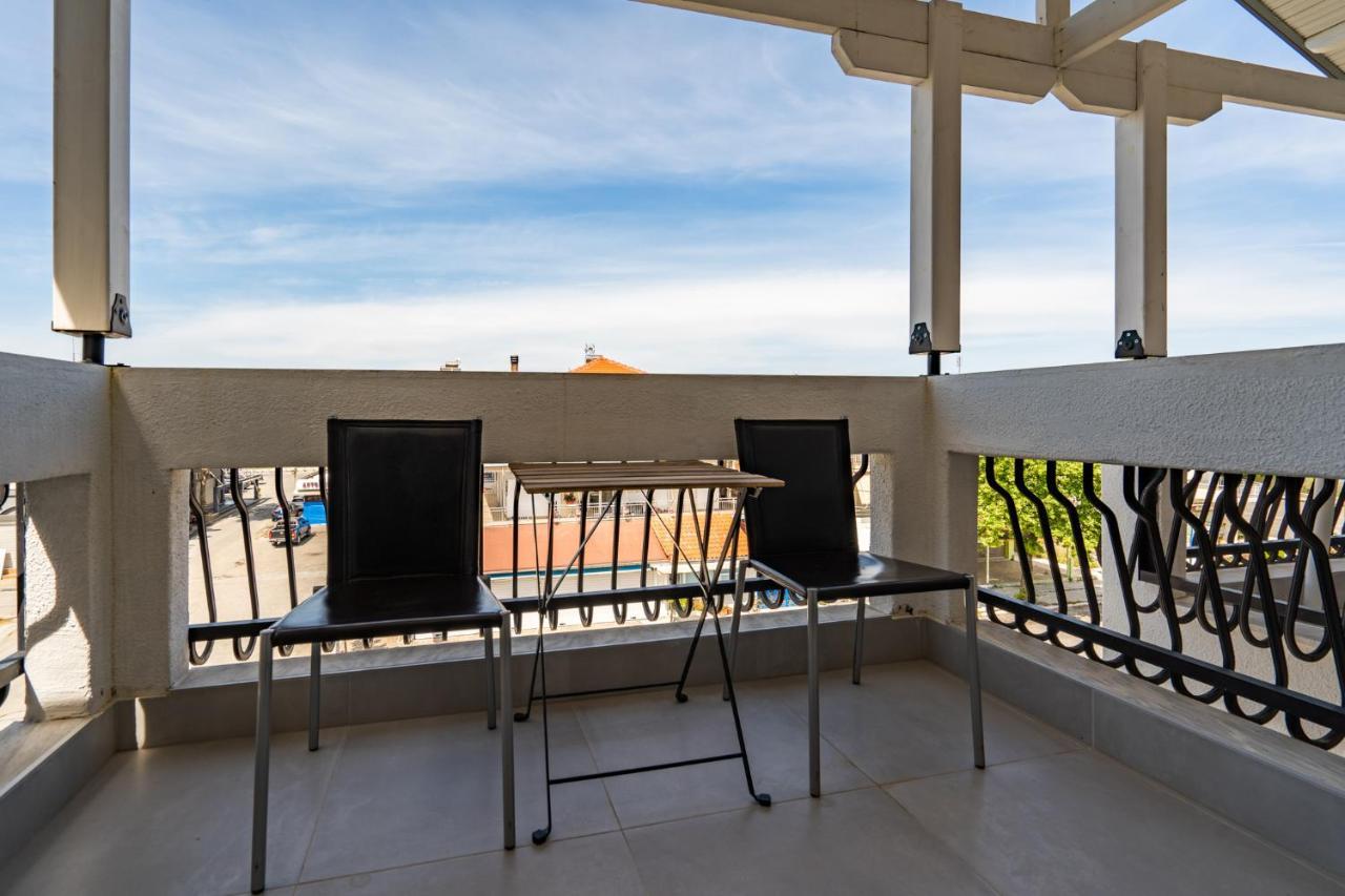 Bemyguest Comfort Zefyros Neoi Poroi Bagian luar foto